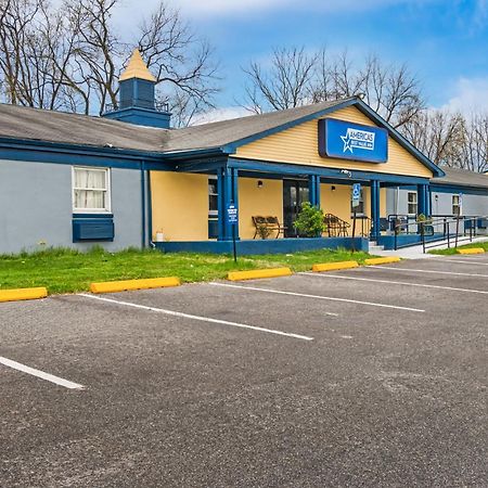 Americas Best Value Inn Карлайл Екстериор снимка