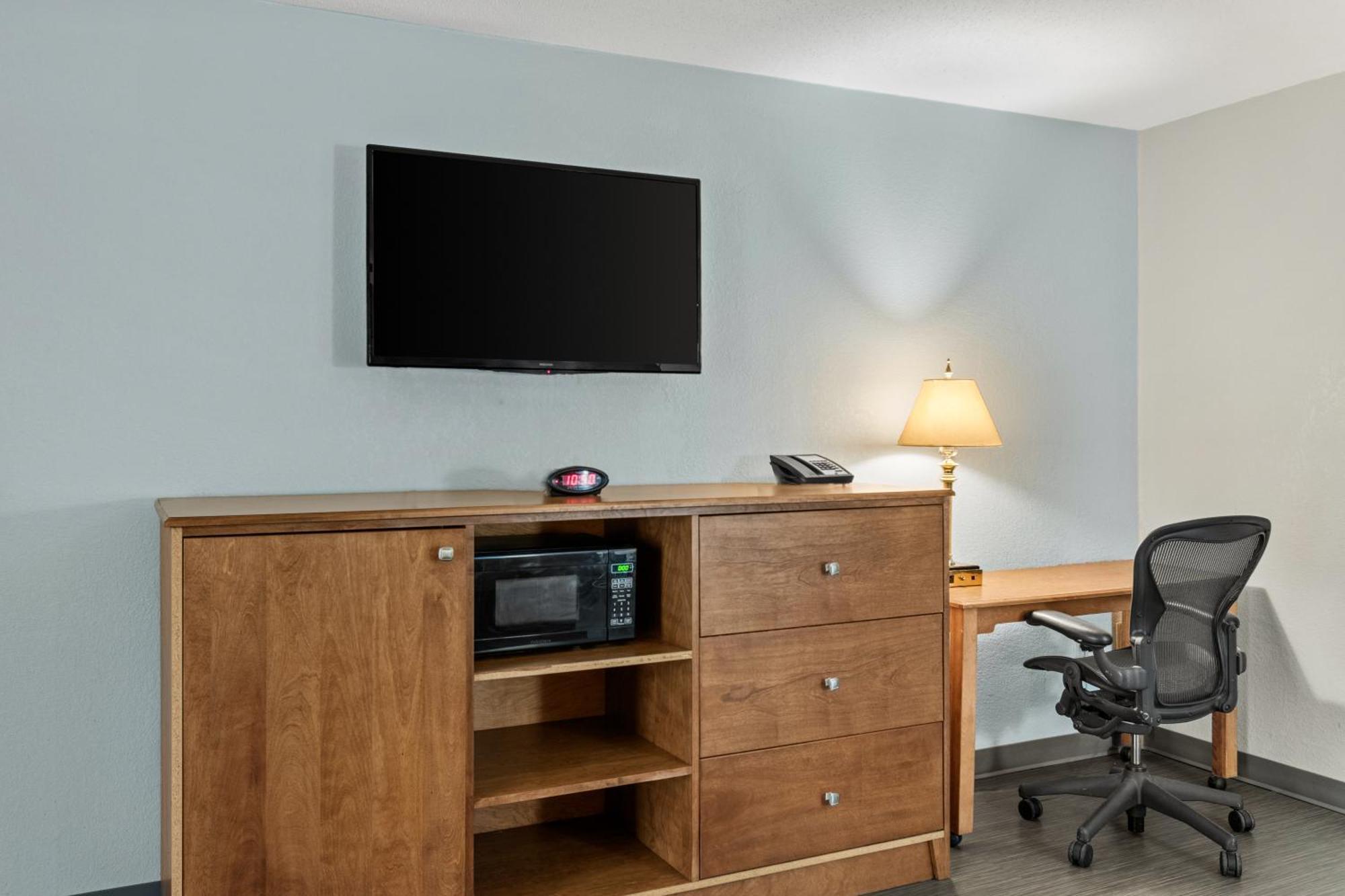 Americas Best Value Inn Карлайл Екстериор снимка