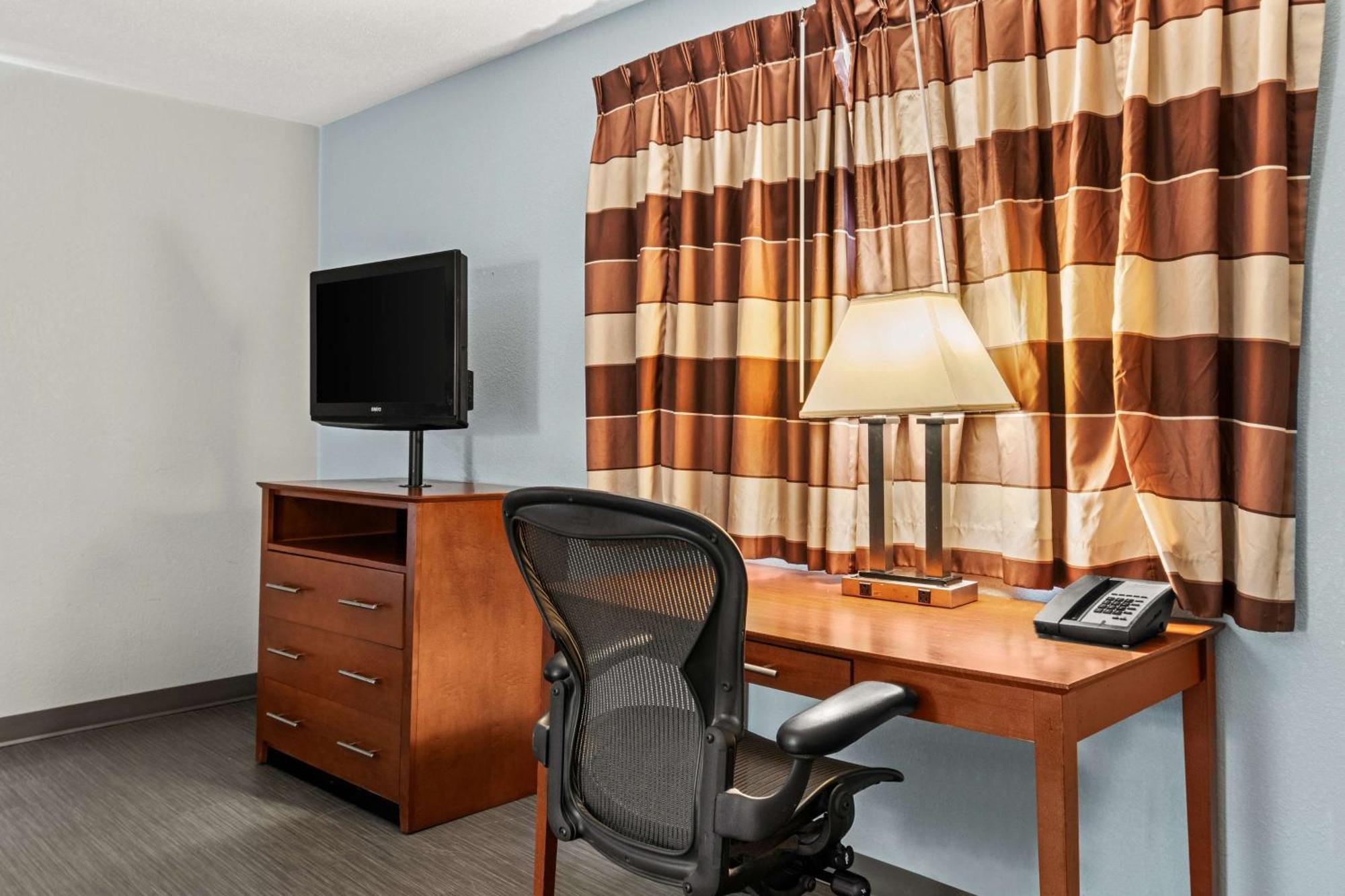 Americas Best Value Inn Карлайл Екстериор снимка
